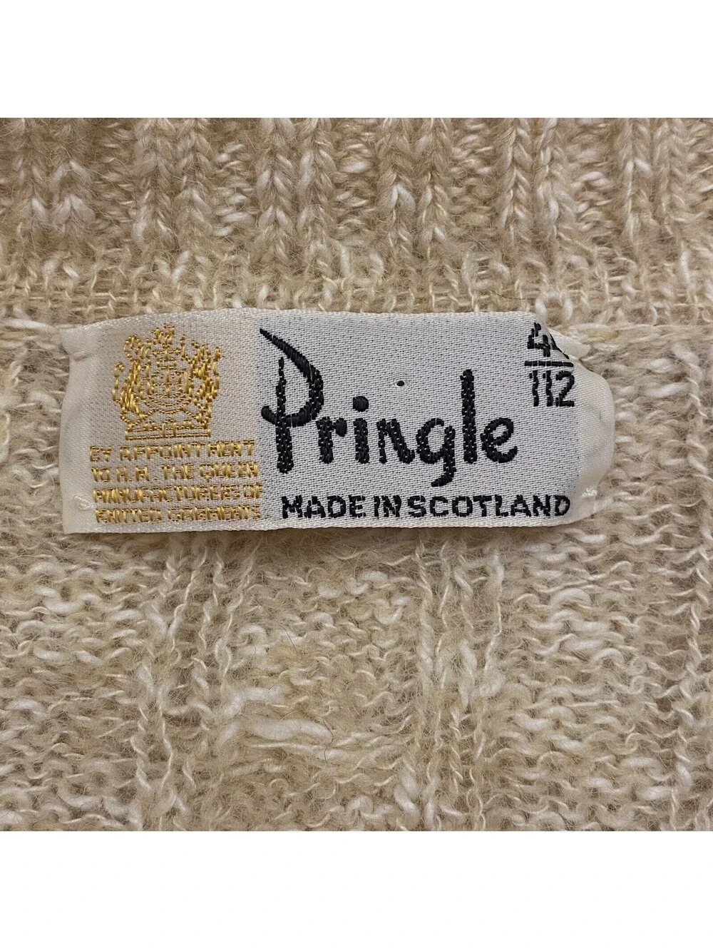 Vintage Pringle of Scotland Cream Cable Knit V-Neck Sweater 42